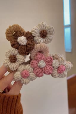 image-Pink Flower Crochet Hair Claw Clip Large