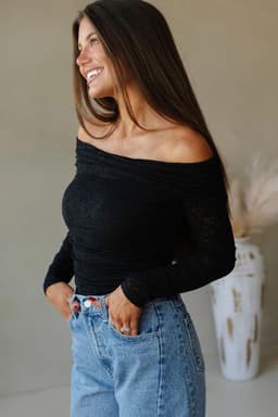 image-Black Floral Lace Off-shoulder Long Sleeve Slim Top