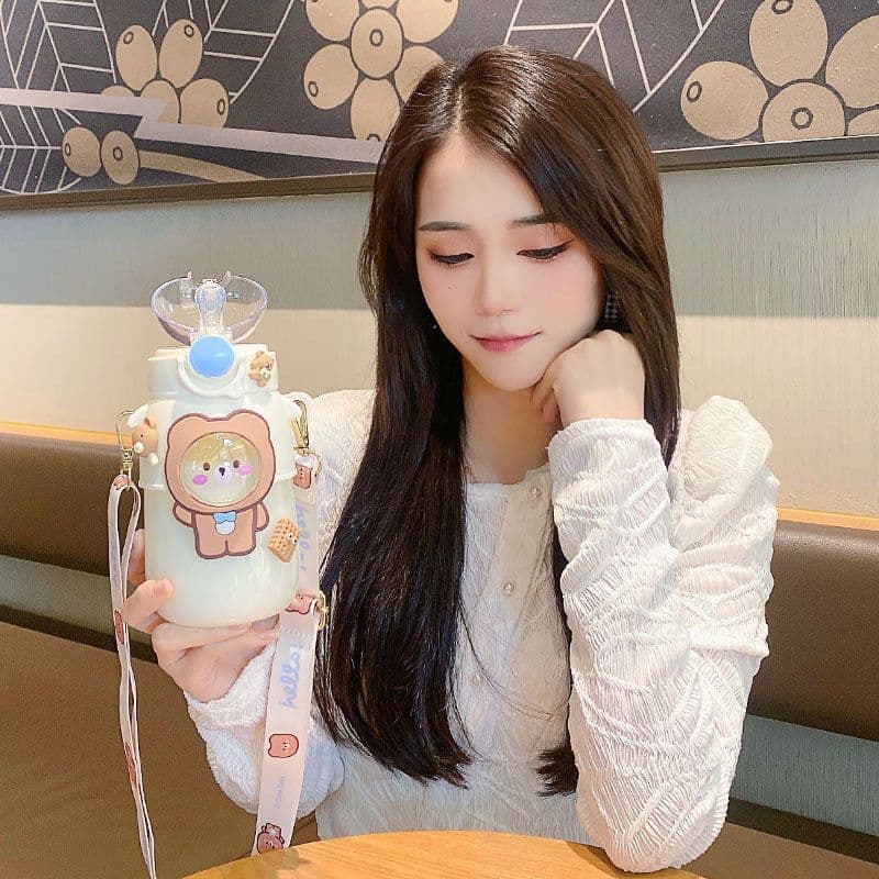 image-Women's Large Capacity Japanese Plastic Water Cup