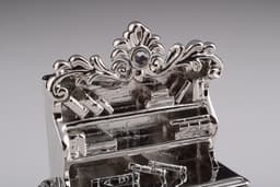 image-Vintage Vanity Table