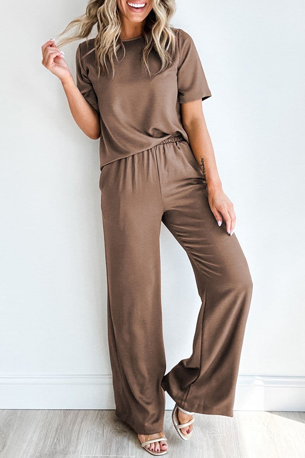 image-Solid Color T-Shirt & Wide Leg Pants Set - 2pcs - Comfortable Fabric