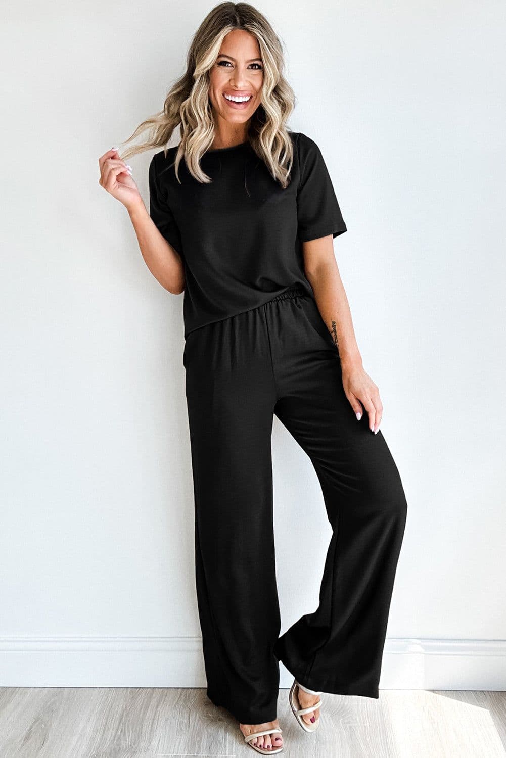 image-Solid Color T-Shirt & Wide Leg Pants Set - 2pcs - Comfortable Fabric