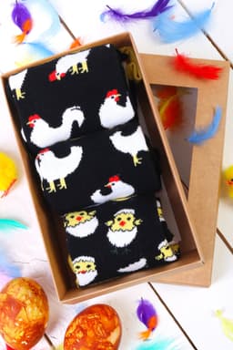 image-CHICK family gift box with 3 pairs of socks