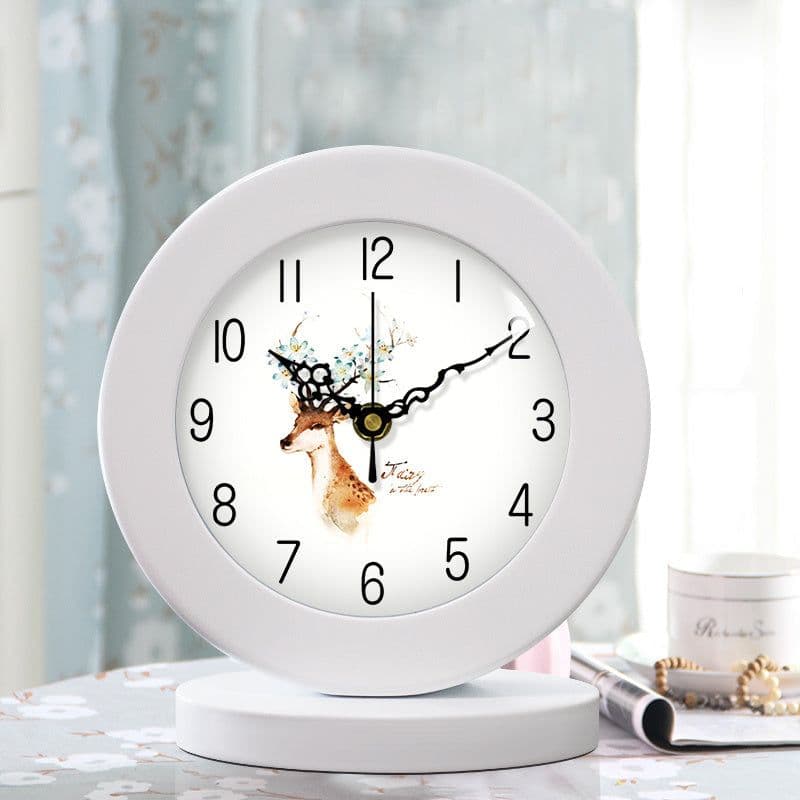 image-Living Room American Simple Wooden Clock Table Clock Mute Modern Bedroom Table Clock