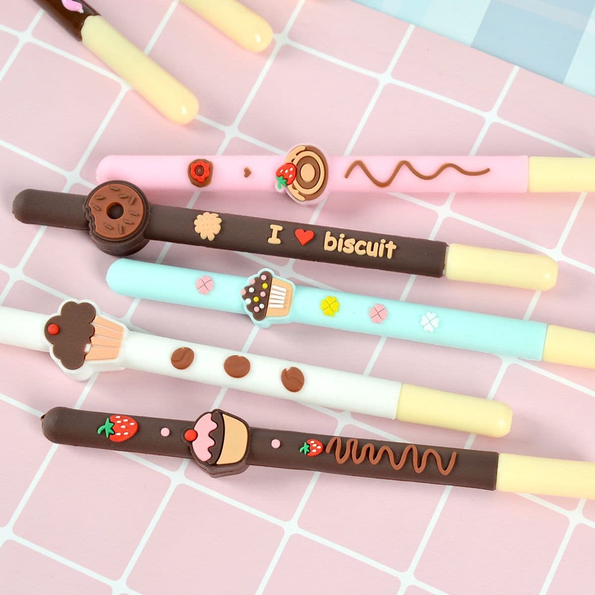 image-Korean Soft Gel Chocolate Stick Scented Needle Tube Gel Pen Black Ink Pen Signature
