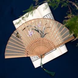image-Embroidered Hanfu Embroidered Tuan Fan Portable Folding Summer Silk Su Embroidered Fan
