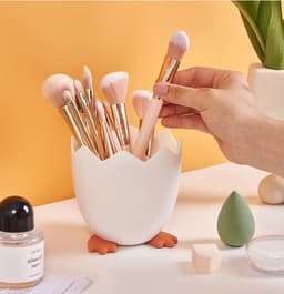 image-Pen Holder Cracked Chicken Storage Box Multifunctional