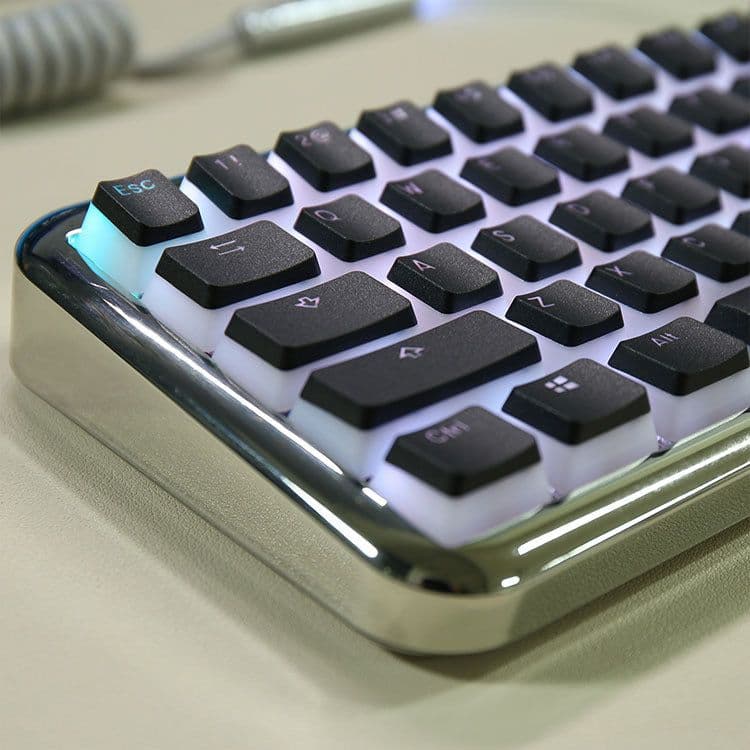 image-Double Skin Milk Pudding Transparent Key Cap Closed PBT Two Color OEM No Water Mouth 61 68 84 87 104 Etc