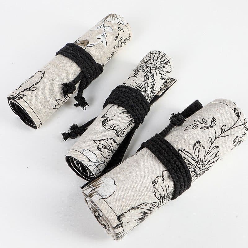 image-Black Peony Hefeng Printed Canvas Pencil Curtain High Capacity Pencil Roll Bag