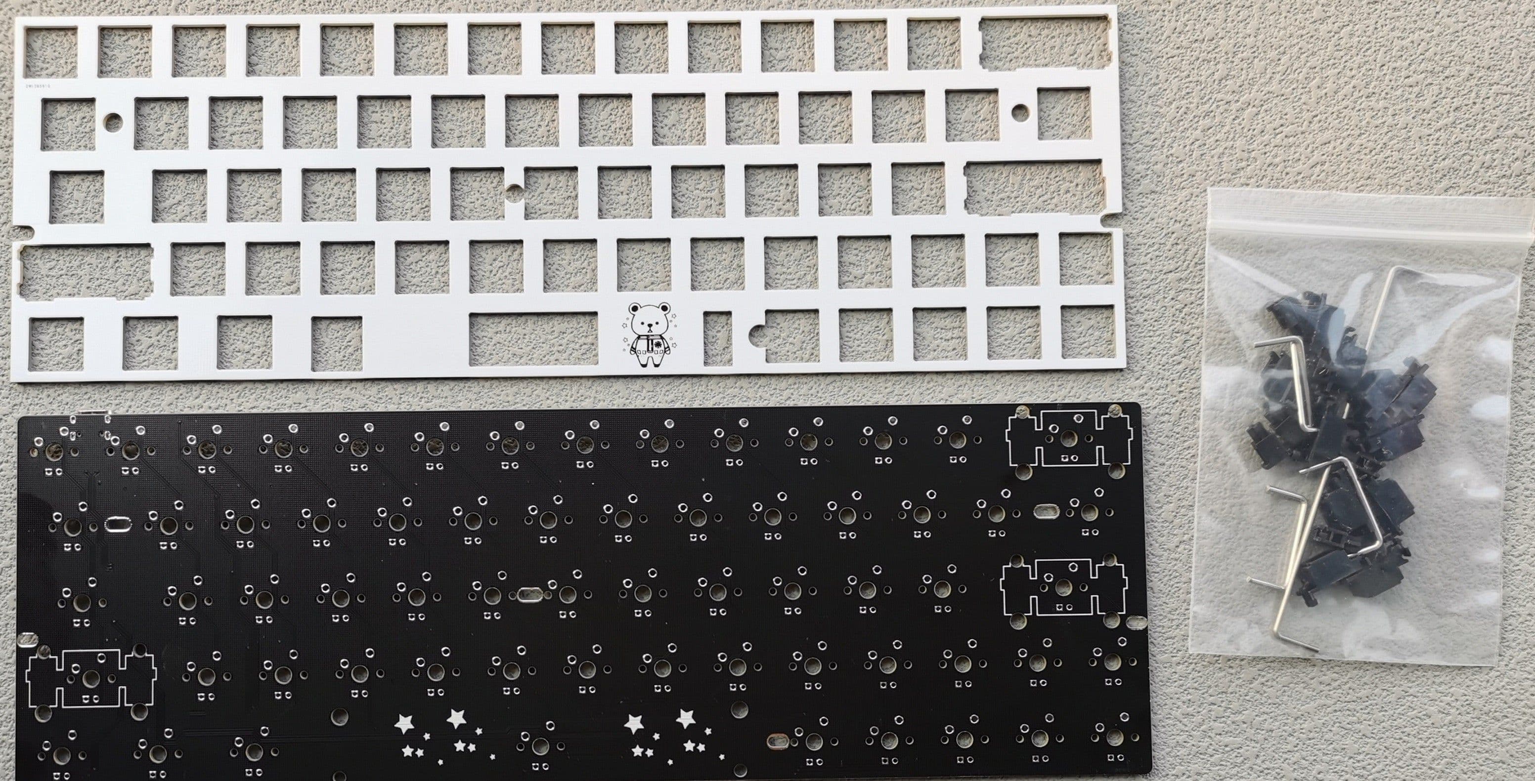 image-Customized Mechanical Keyboard Kit Left 64 Glass Fiber Positioning Plate RGB Bottom Light