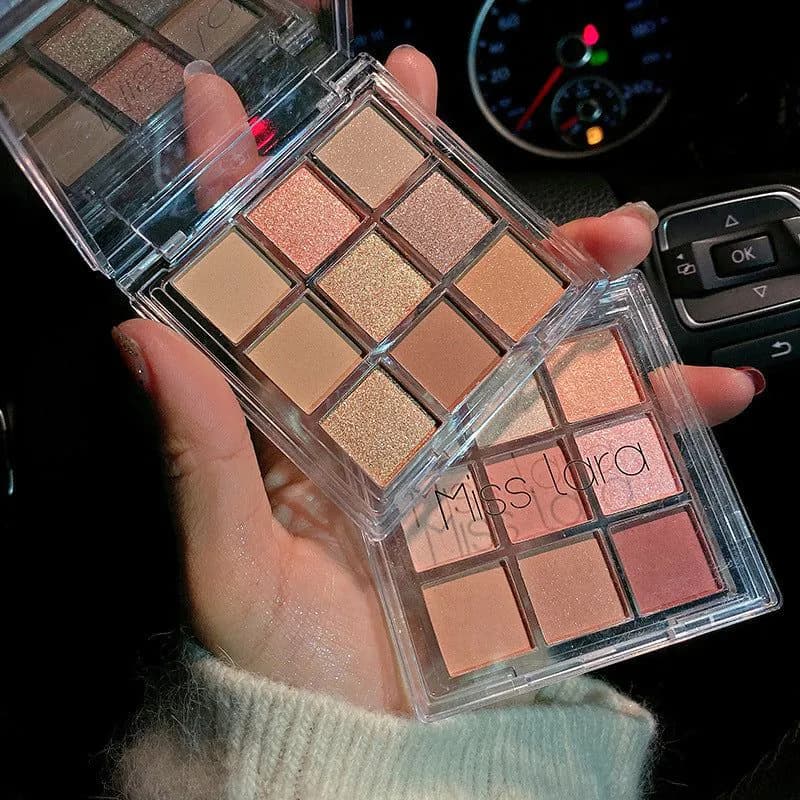 image-New Arrival Charming Eyeshadow Palette 9 Color Make up Palette Matte Shimmer Pigmented Eye Shadow Powder