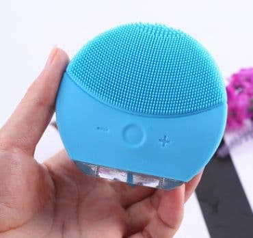 image-Silicone cleansing instrument pore cleaner charging face meter electric waterproof ultrasonic vibration beauty instrument massager