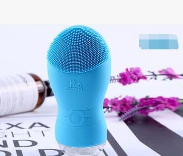image-Silicone cleansing instrument pore cleaner charging face meter electric waterproof ultrasonic vibration beauty instrument massager