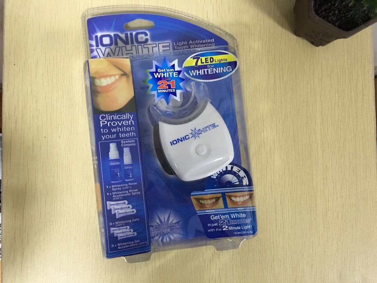 image-Oral care beauty instrument to remove stains, teeth cleaning device, tooth whitening instrument