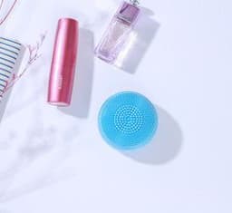 image-Electric cleansing brush