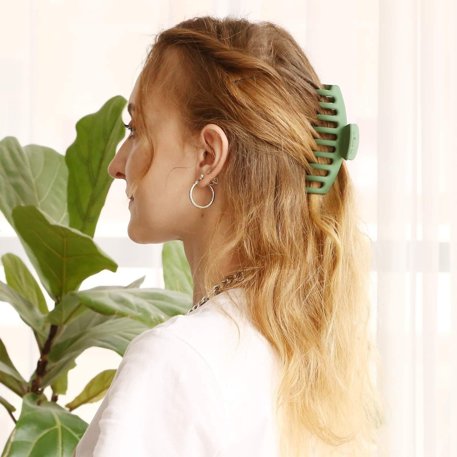 image-Candy-colored Ponytail Clip Shower Clip Hair Accessory