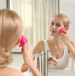 image-Silicone cleansing instrument face wash instrument beauty instrument pore cleaner ultrasonic vibration