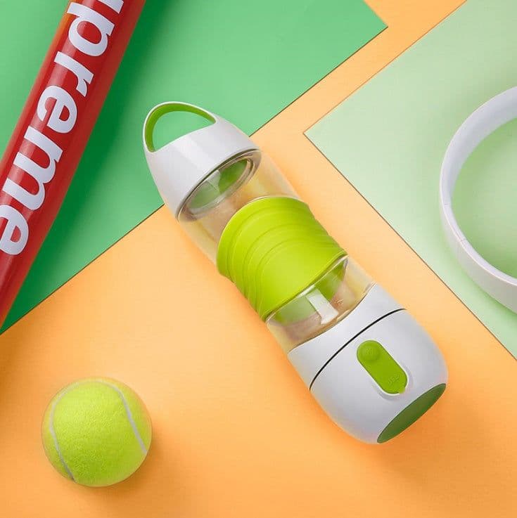 image-Drip Sports Beauty Hydrating Cup Creative Timed Drinking Water Reminder Smart Water Cup Spray Humidity Hand Cup