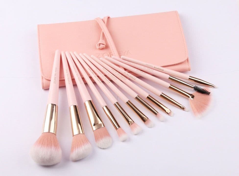 image-Set of 12 makeup brushes with pointed tail handles