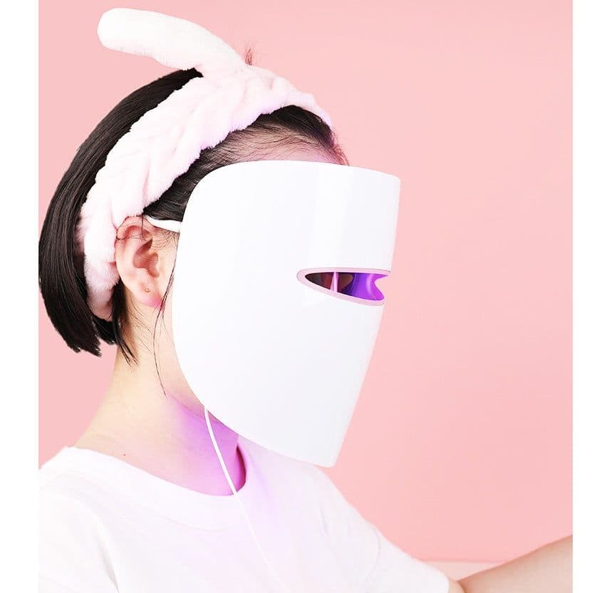 image-Red and blue mask beauty instrument