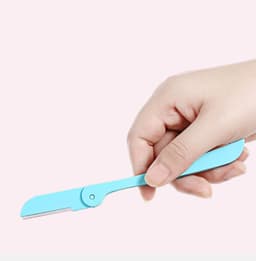 image-Portable foldable eyebrow trimmer