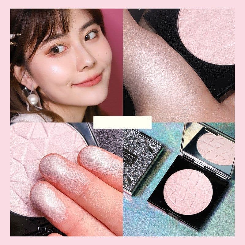 image-The stars shine in highlighter powders