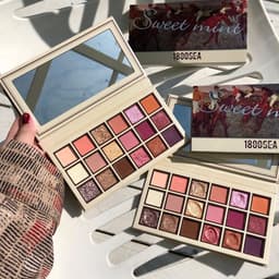 image-18-color racing eyeshadow palette