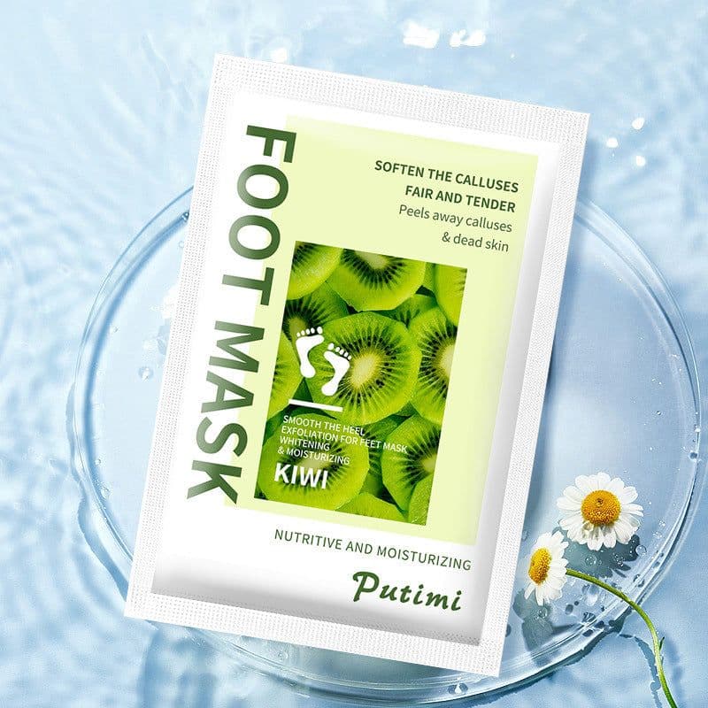 image-whitening and moisturizing foot mask