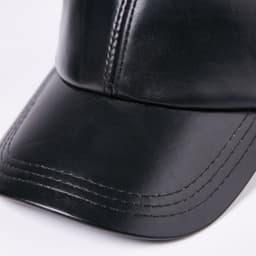 image-Leather Men Women Middle-aged And Elderly Sheepskin Baseball Caps Thickened Warm Duck Tongue
