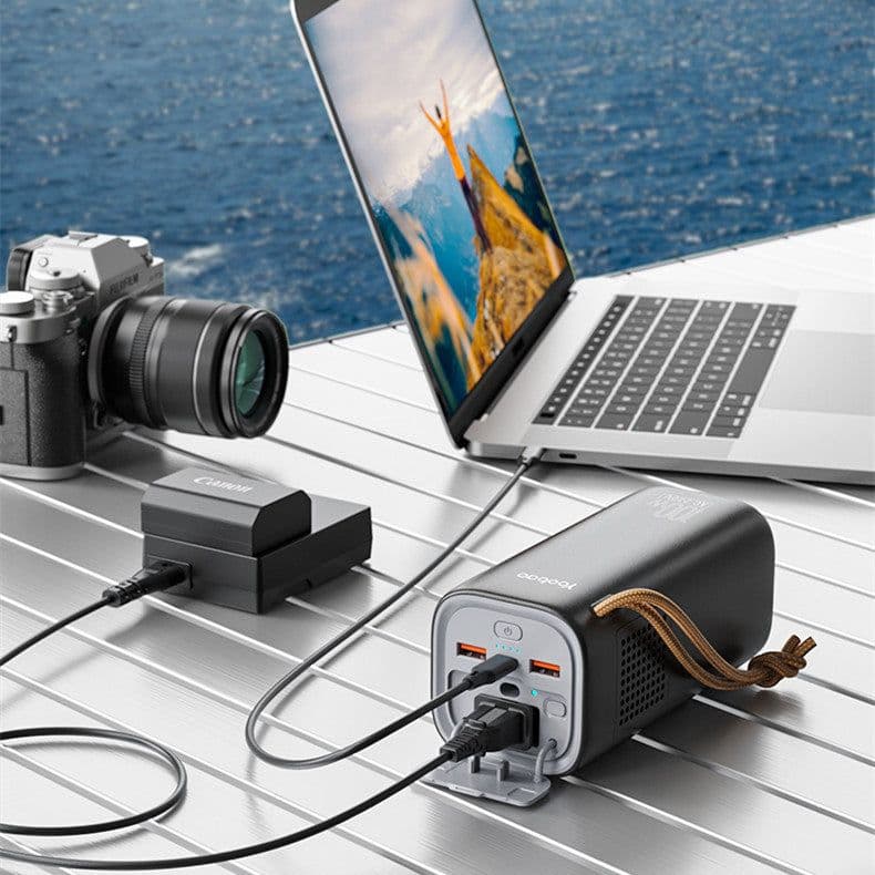 image-Battery Emergency Power Bank Outdoor Supply