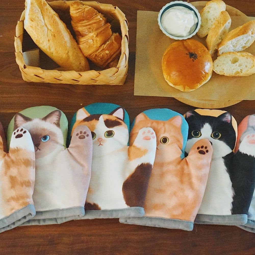 image-Cute Cute Cat Claw Microwave Oven Insulated Gloves Kitchen Baking Oven