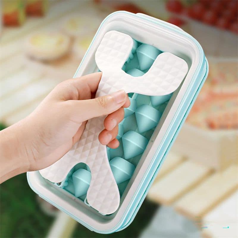 image-2in1 Portable Silicone Ice Ball Mold Ice Maker Water Bottle Ice Cube Mould Bottle Creative Ice Ball Diamond Curling Summer Kitchen Gadgets