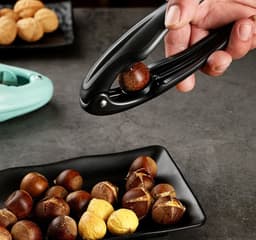 image-Cross Cut Peeler Household Peeler Chestnut Clip Knife Peeler