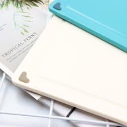image-Four Piece Set Of Household Pp Thickened Plastic Cutting Board And Fruit Cutting Board