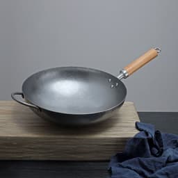 image-Silver White Handmade Iron Pan Old-fashioned Iron Pan Household Lightweight Carbon Steel Wok Uncoated Non-stick Pan