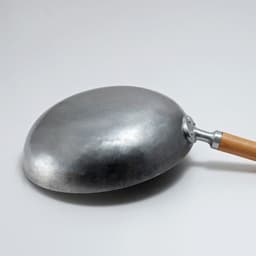 image-Silver White Handmade Iron Pan Old-fashioned Iron Pan Household Lightweight Carbon Steel Wok Uncoated Non-stick Pan