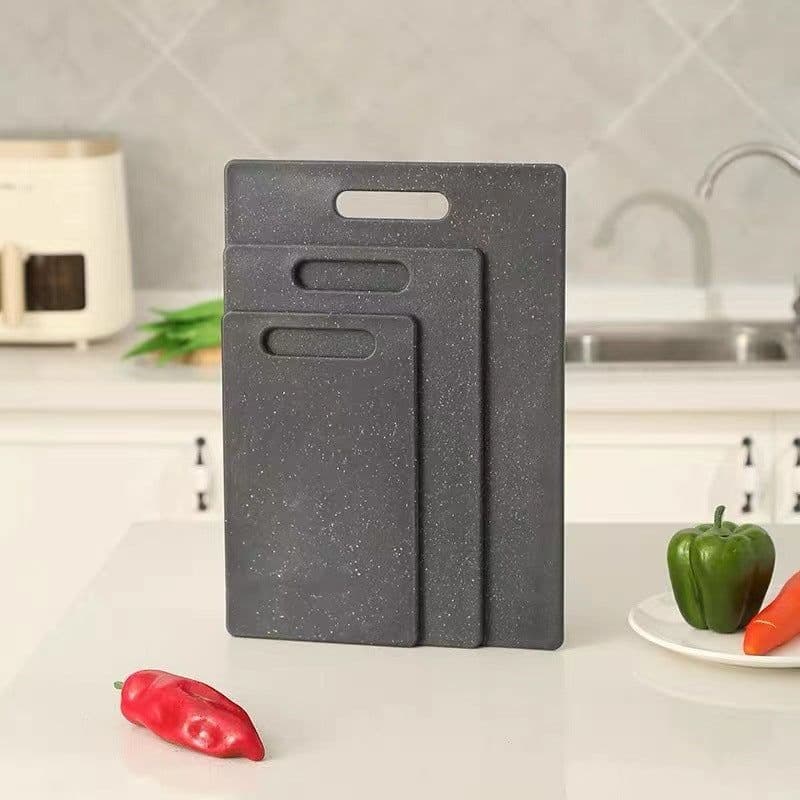 image-Plastic Cutting Boards With Anti Mold Properties For Household Use