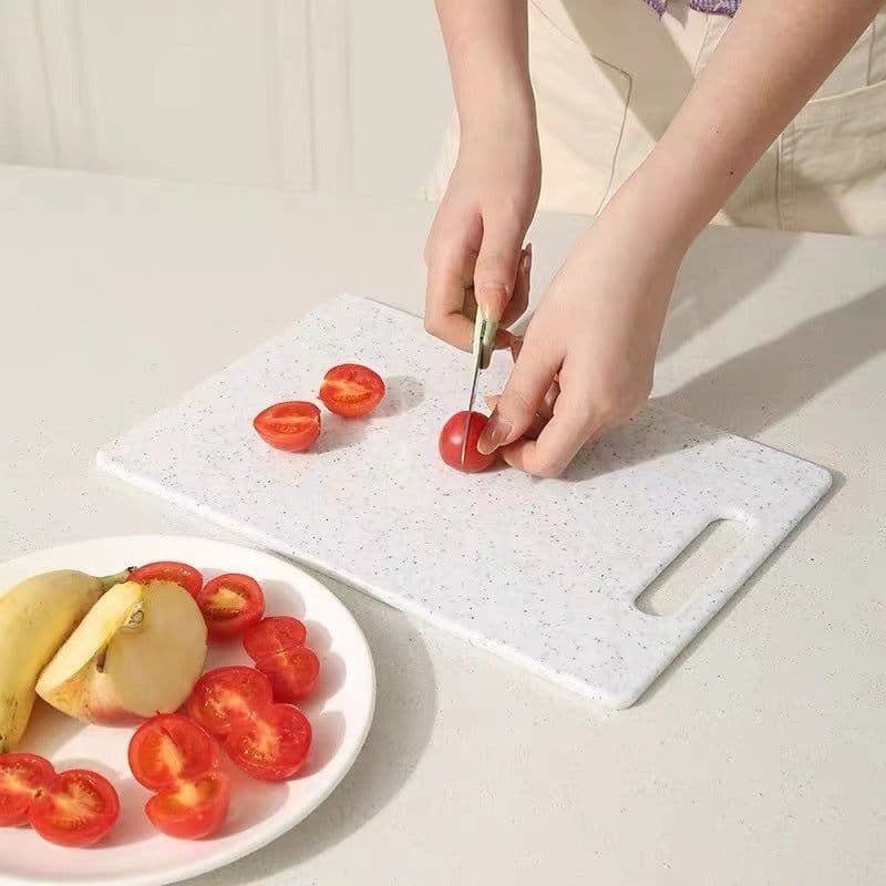 image-Plastic Cutting Boards With Anti Mold Properties For Household Use
