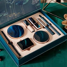 image-A Box Of Eight-Piece Floral Jade Jade Makeup Set