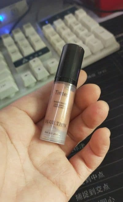 image-High-gloss Lying Silkworm High-gloss Foundation Repair Volume Liquid