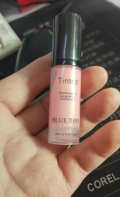 image-High-gloss Lying Silkworm High-gloss Foundation Repair Volume Liquid