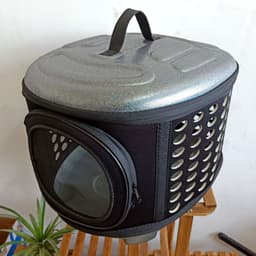 image-Pet Carrier Bag Portable Outdoor Cat Foldable Dog Travel Pet Bag Puppy Carrying Shoulder Dog Bags
