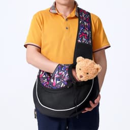 image-Carrying Pets Bag Women Outdoor Portable Crossbody Bag For Dogs Cats Pet Products