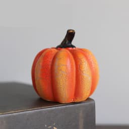 image-New Halloween Pumpkin Lantern Simulation Pumpkin LED Candle Lamp Resin Luminous Pumpkin