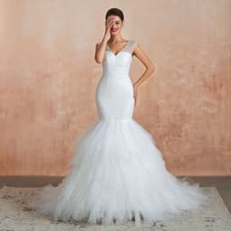 image-New Fishtail Skirt Wedding Dress Big Tail Bride Female Lead Yarn Mermaid Waist Backless V-Neck Customization
