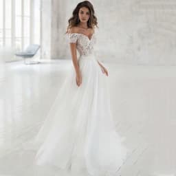 image-The New Lace Light Wedding Dress Is Elegant, Simple And Thin