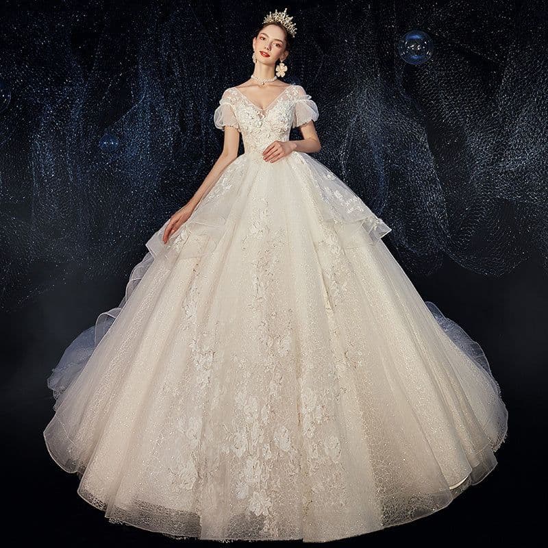 image-Bride Large Size Covering Pregnant Belly, Main Yarn, Small French Covering Arm, Trailing