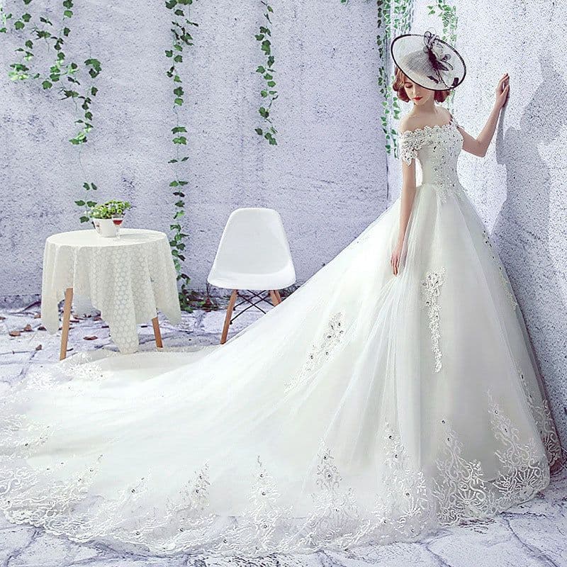 image-Wedding Dress Bride One-shoulder Trailing French Veil Hepburn Female