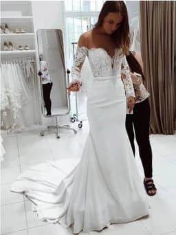 image-Fashion One Shoulder Lace Long Sleeve Dress Mopping Wedding Dress