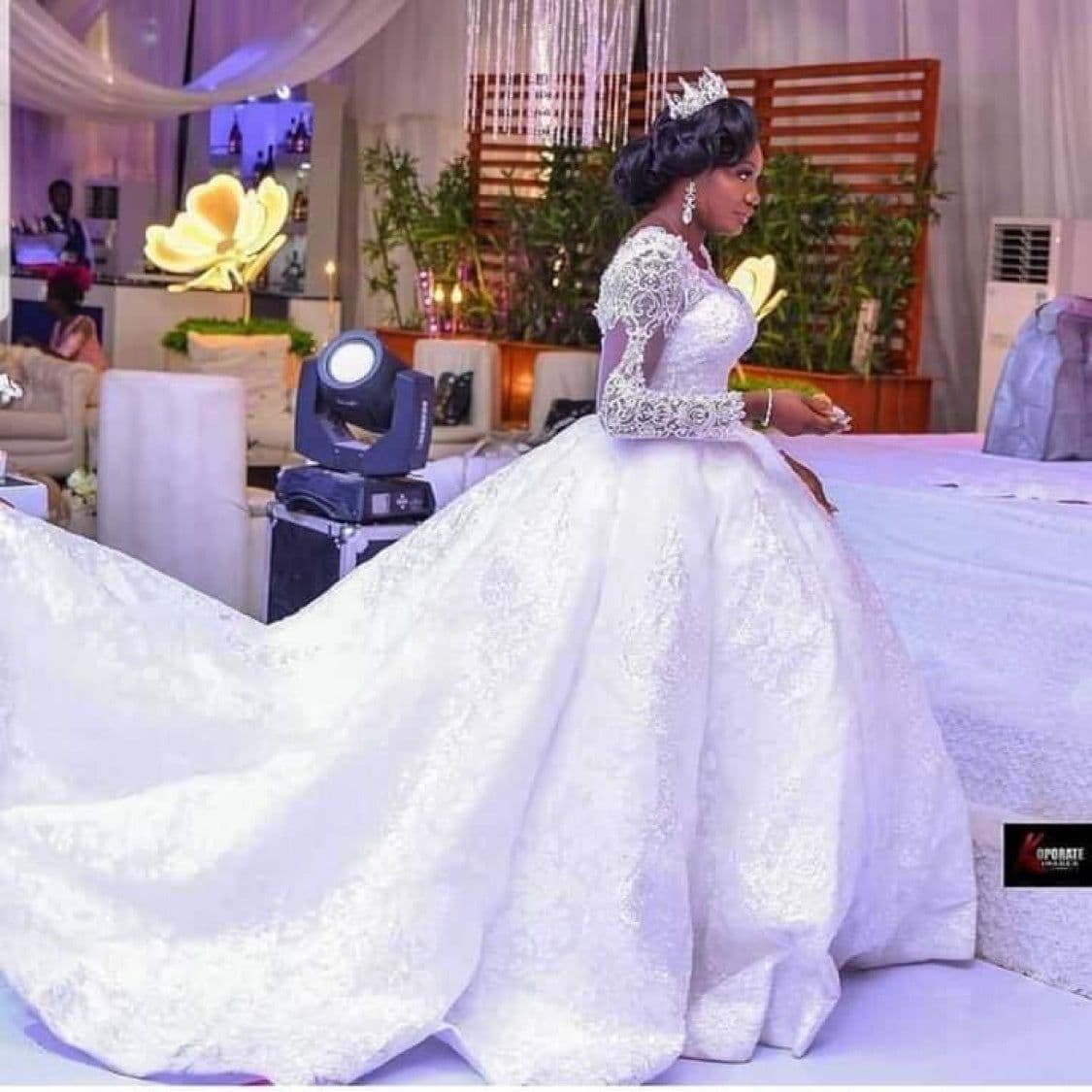 image-Lace African Wedding Dress Long Sleeves Round Neck Big Tail Tutu Skirt